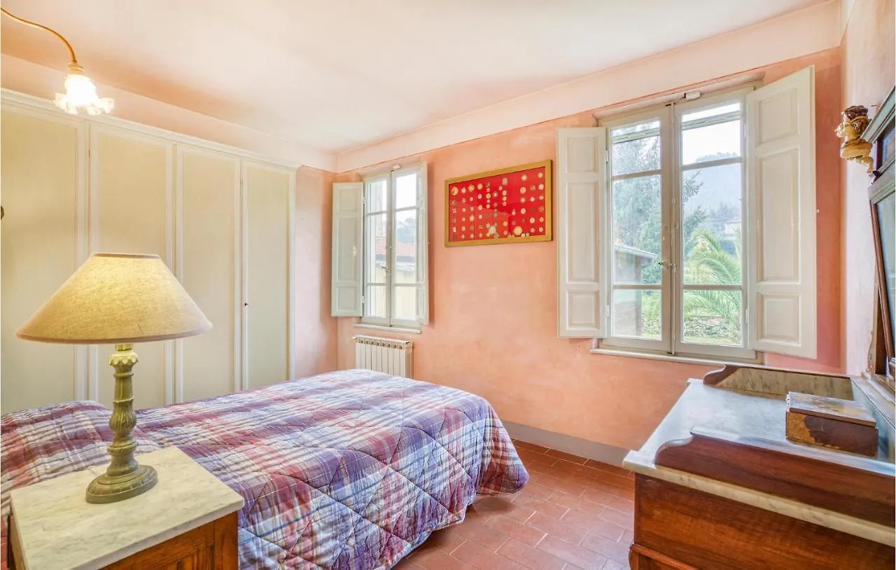 Casa vacanze Awesome Home In Camaiore With Kitchen